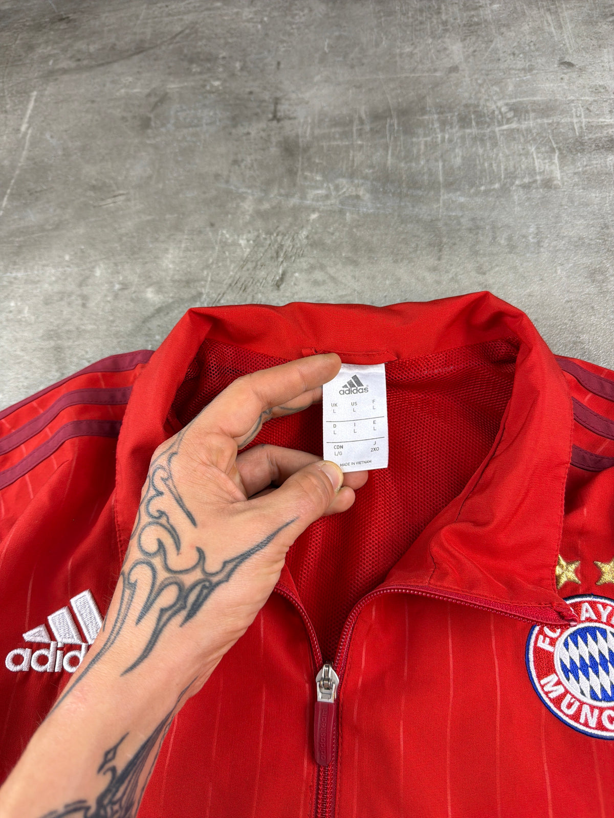 Adidas FC Bayern Munich 2015/16 Presentation Trackjacket - Red / Burgundy Blokecore - Past Pieces
