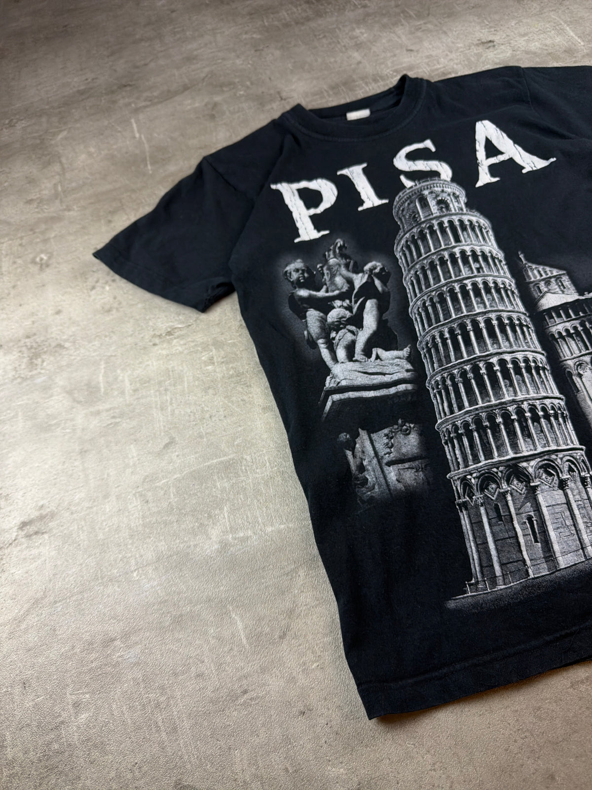 Vintage Pisa Italia Souvenir Graphic Tee - Black / Washed Out – Ansicht 3