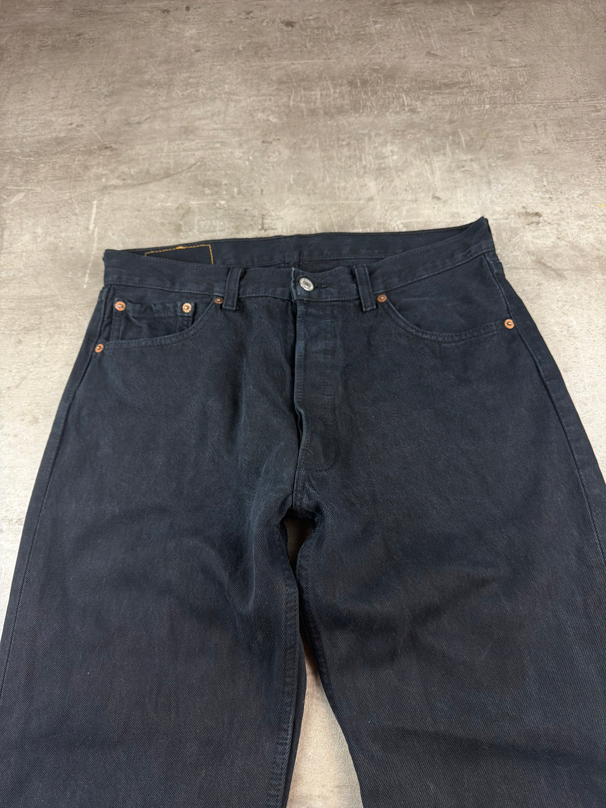 Levi's "501" Vintage Washed Straight Leg Denim - Washed Black – Ansicht 5