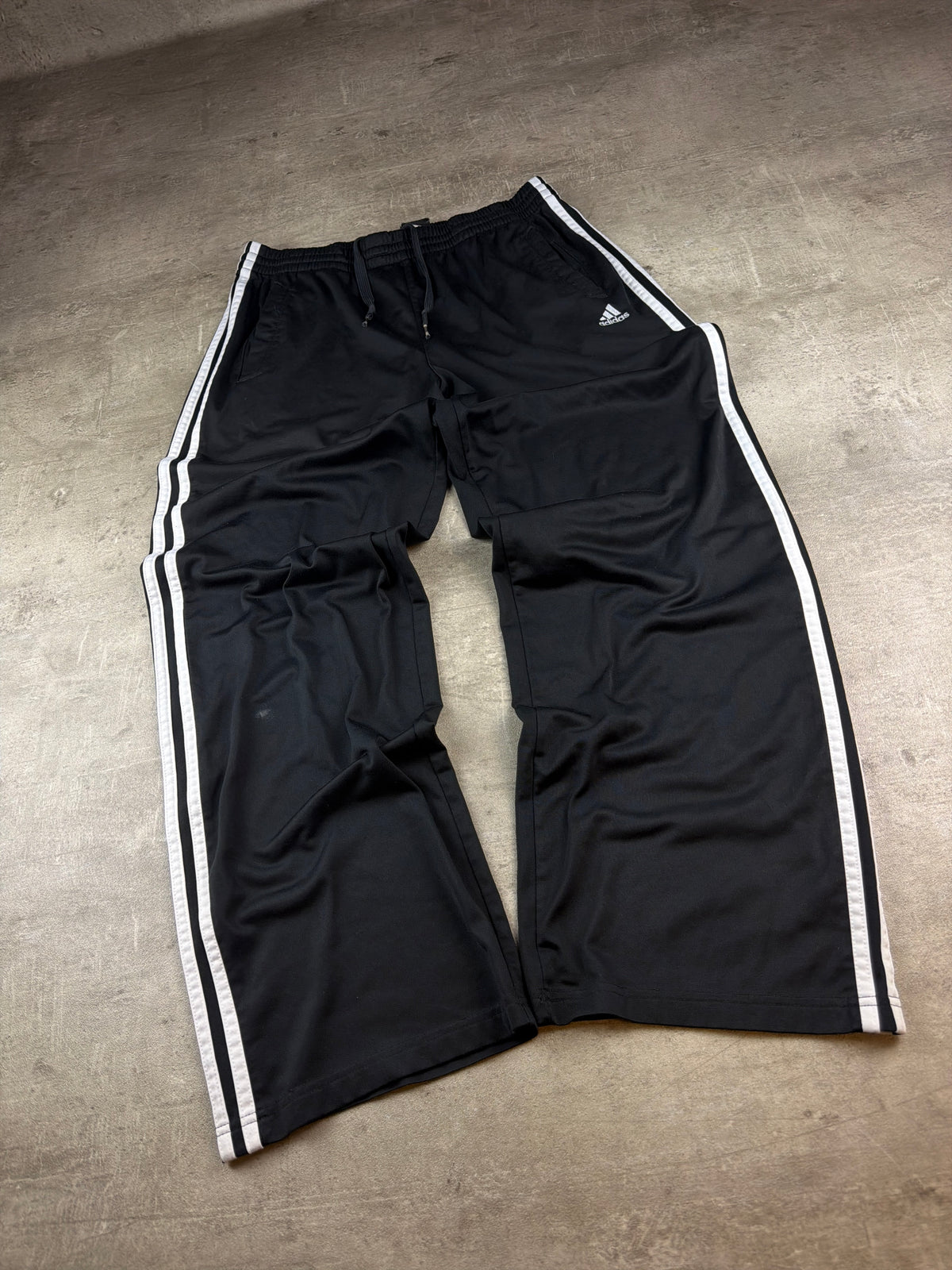 Adidas Y2K Three-Stripes Baggy Trackpants - Black / White - Past Pieces