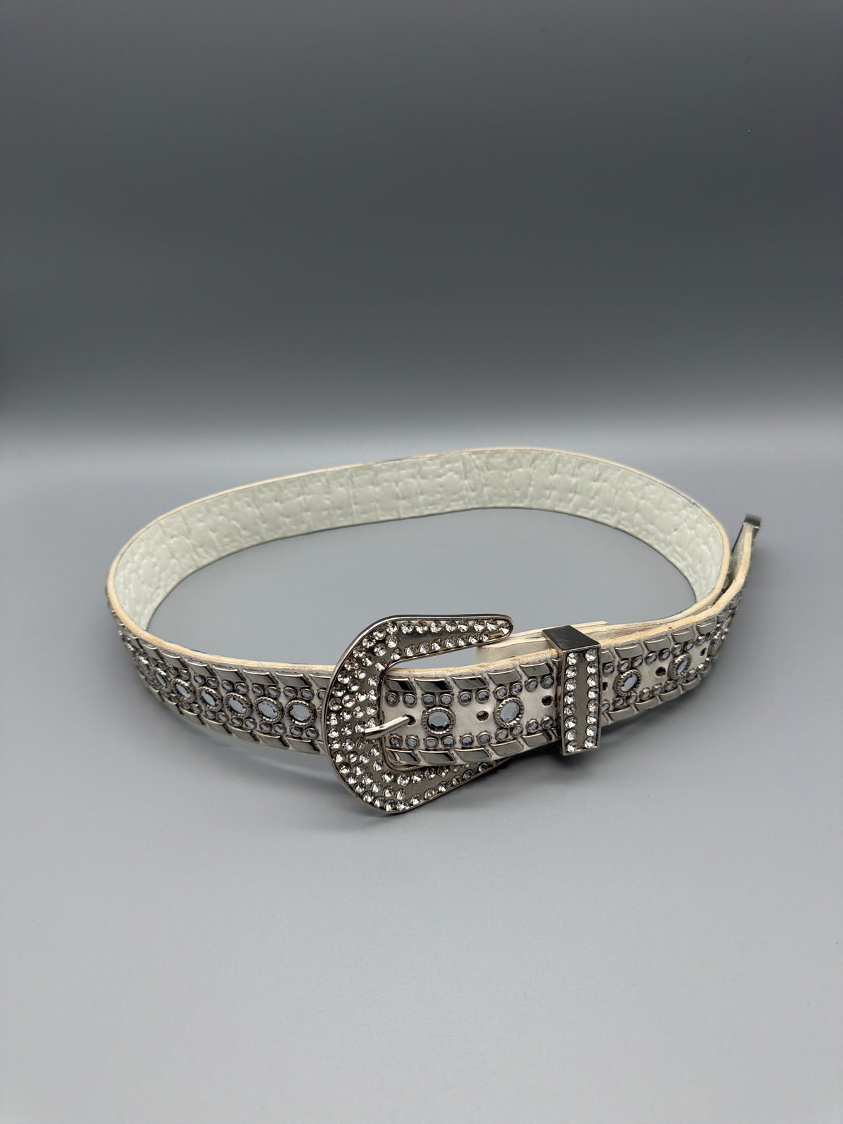 Vintage Y2K Rhinestone Western Croc Embossed Belt - White / Silver - Past Pieces