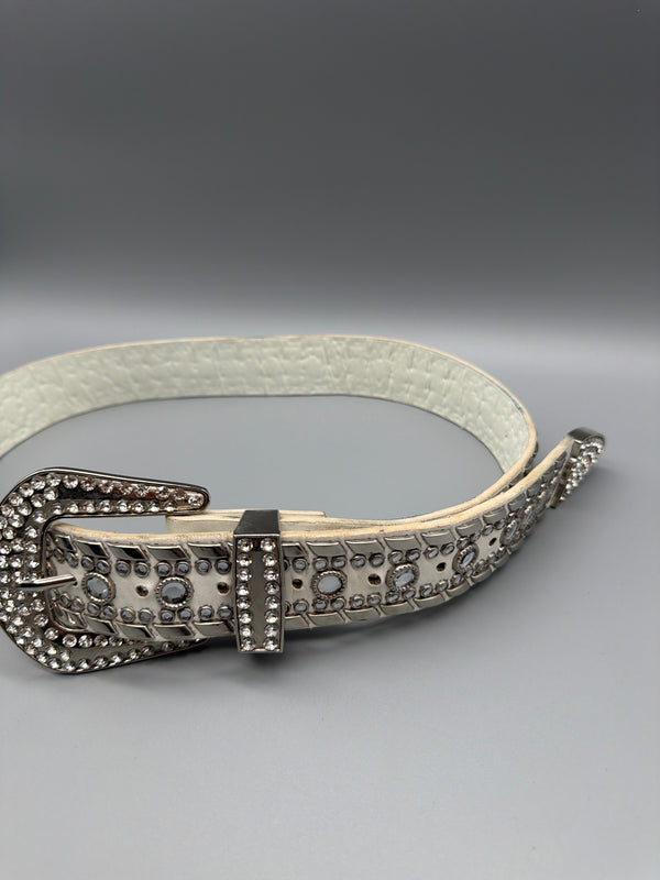 Vintage Y2K Rhinestone Western Croc Embossed Belt - White / Silver