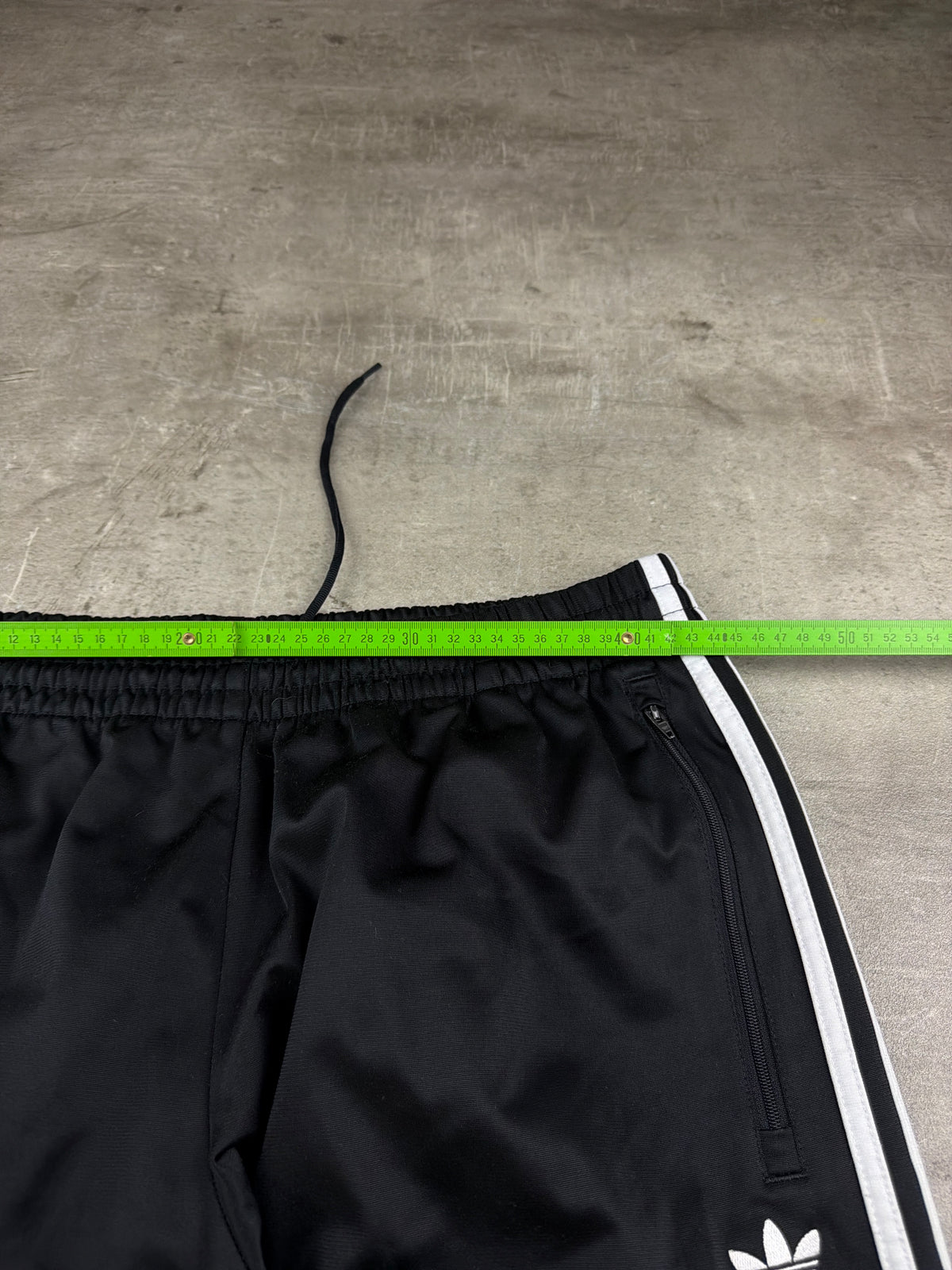 Adidas Originals Firebird Trackpants - Black / White Baggy Y2K Streetwear – Ansicht 7