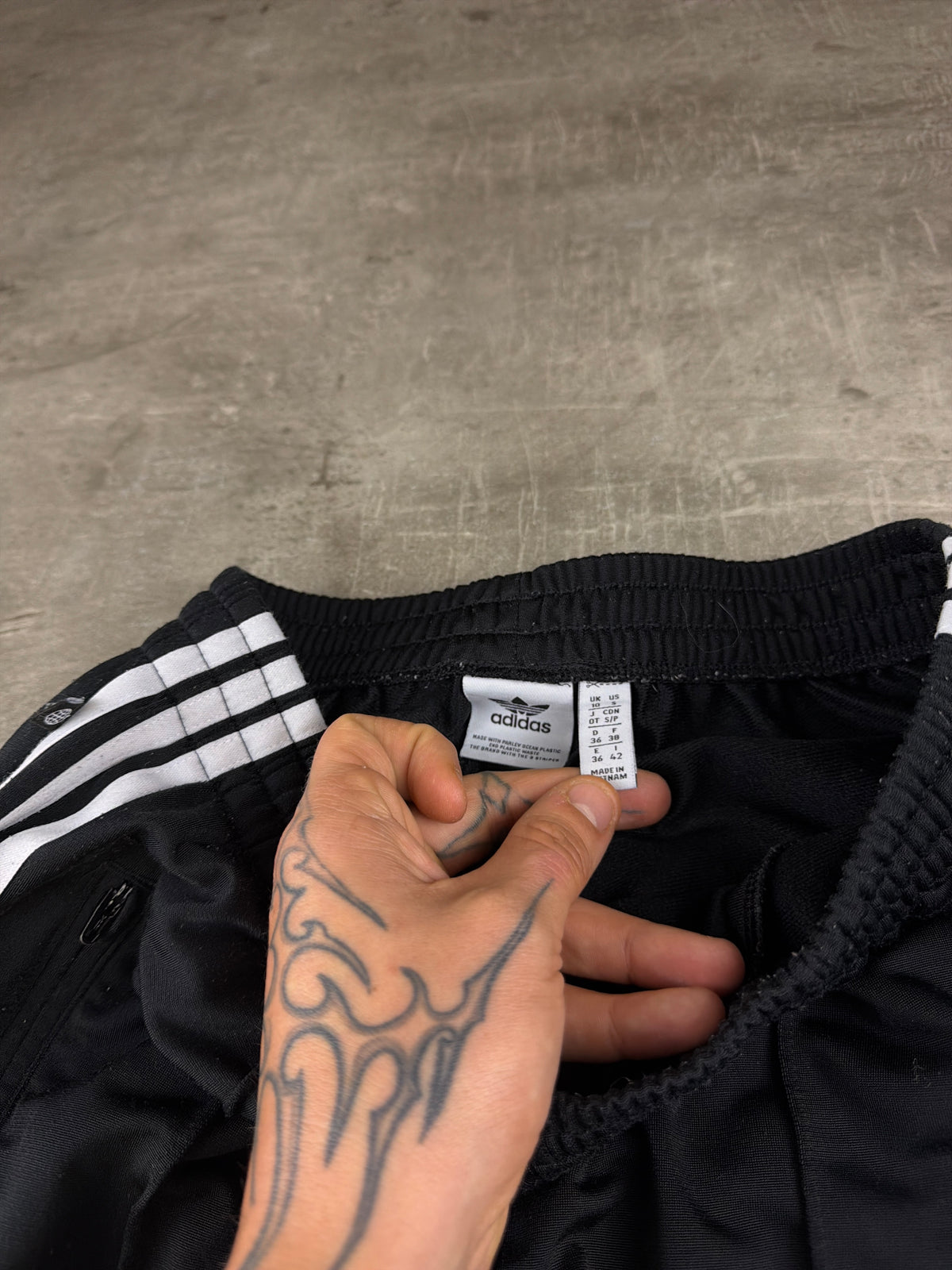 Adidas Originals Three Stripes Flared Trackpants - Black / White Y2K - Past Pieces