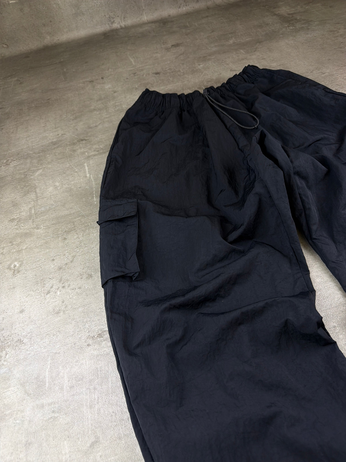 Nike Baggy Nylon Cargo Pants - Black Gorpcore – Ansicht 3