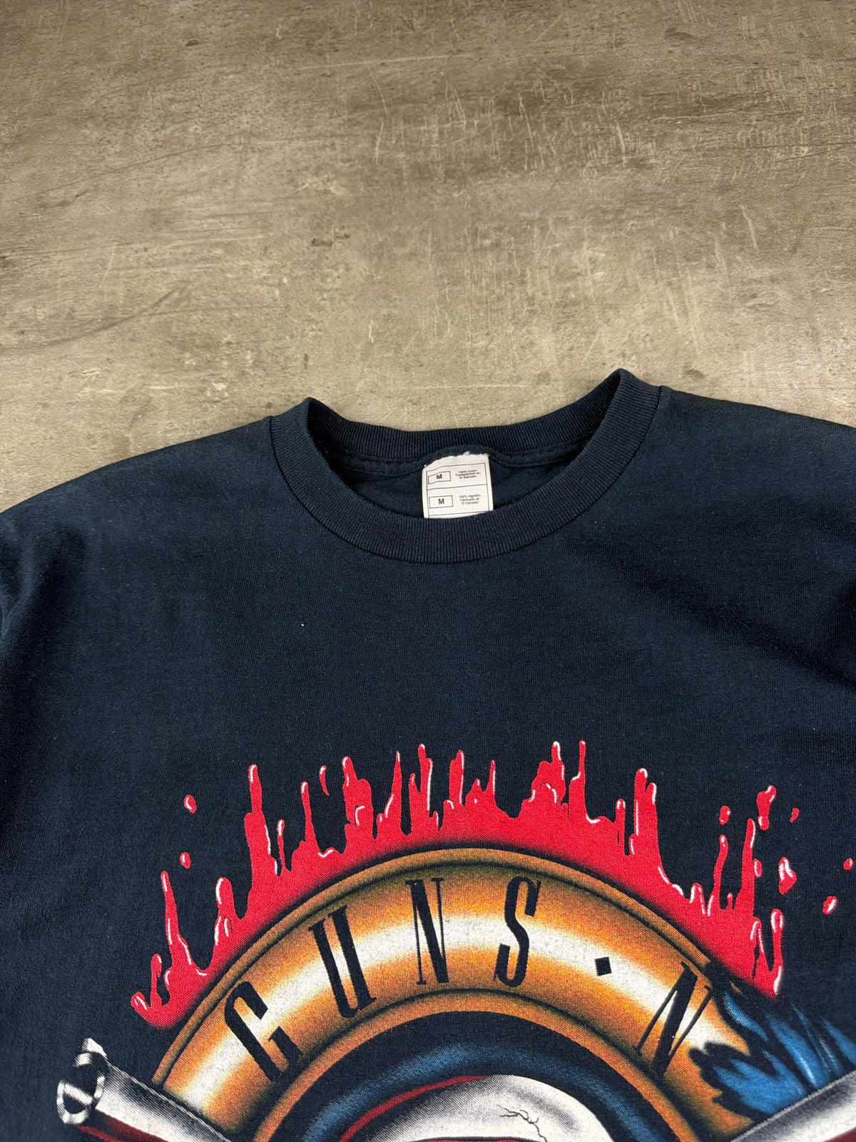 Guns N' Roses Vintage Graphic "Rock N Roll" Band Shirt - Black / Red – Ansicht 5