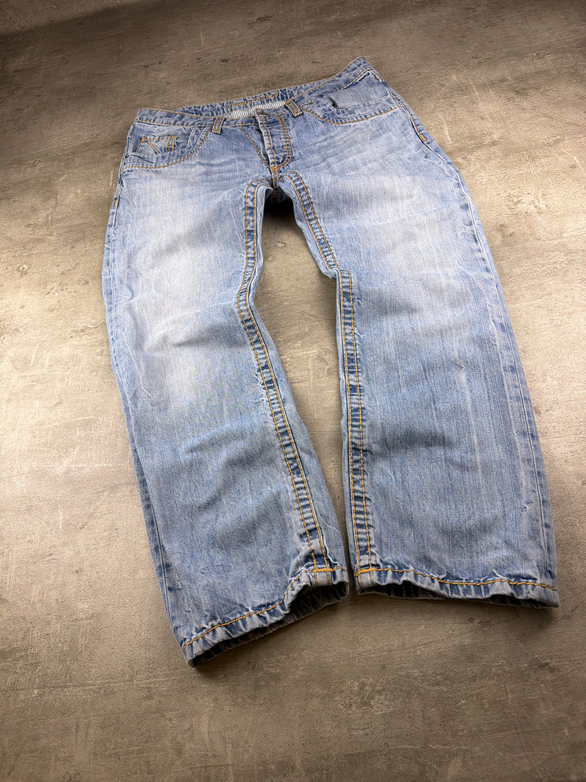 Camp David Y2K Contrast Stitch Washed Denim - Light Blue – Ansicht 2