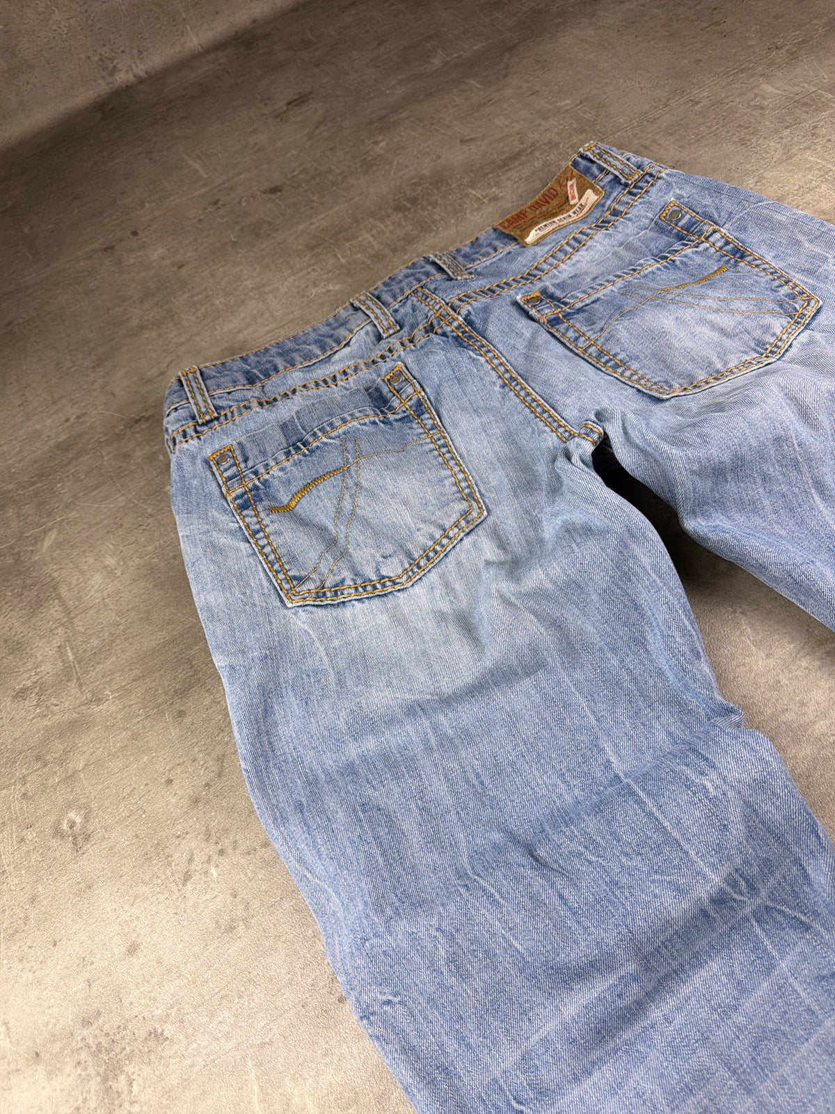 Camp David Y2K Contrast Stitch Washed Denim - Light Blue – Ansicht 8