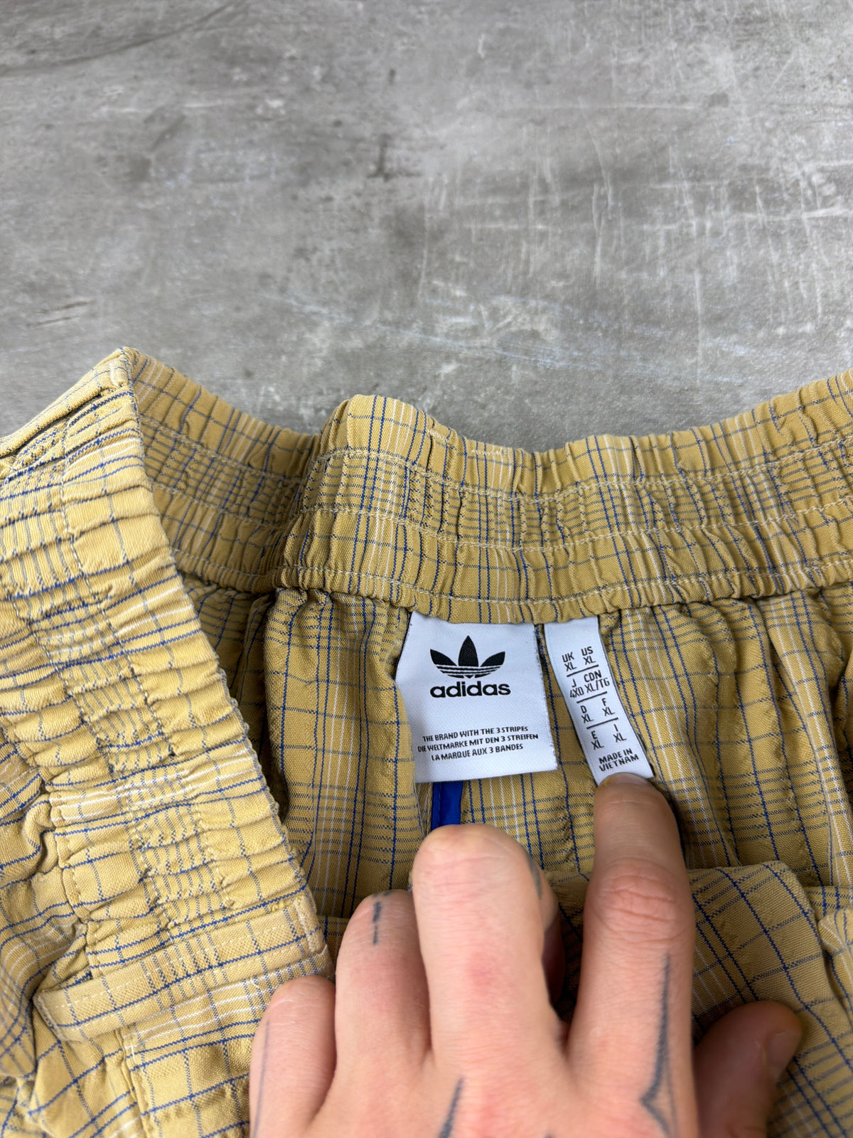 Adidas Originals Checkered Three Stripes Baggy Trackpants - Beige / Royal Blue - Past Pieces