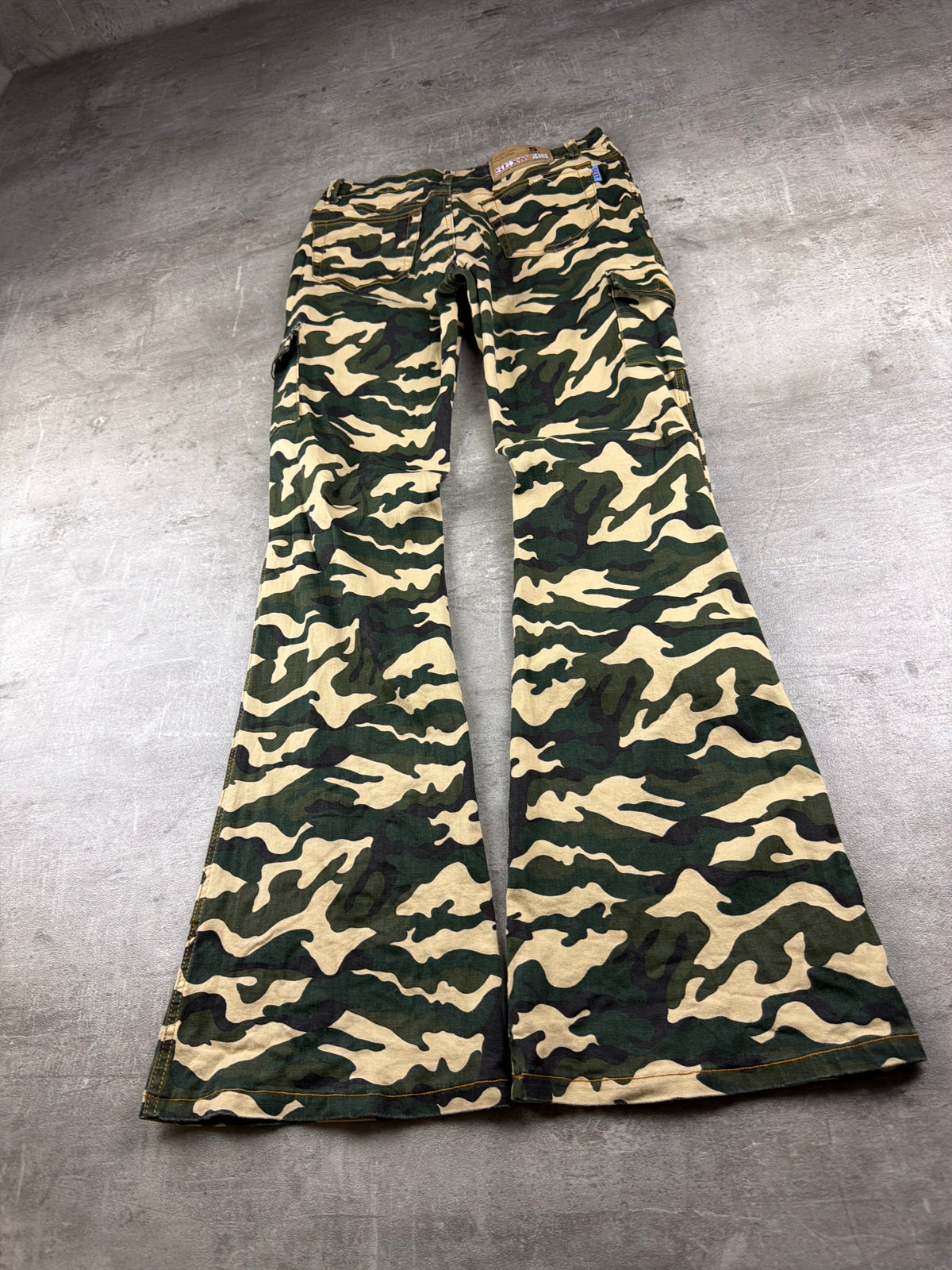 Sexy Jeans Y2K Camo Cargo Flared Pants - Green / Beige Stretch - Past Pieces