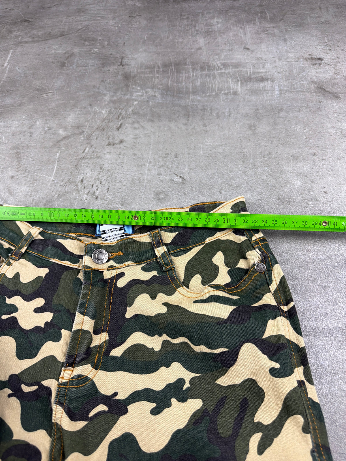 Sexy Jeans Y2K Camo Cargo Flared Pants - Green / Beige Stretch - Past Pieces