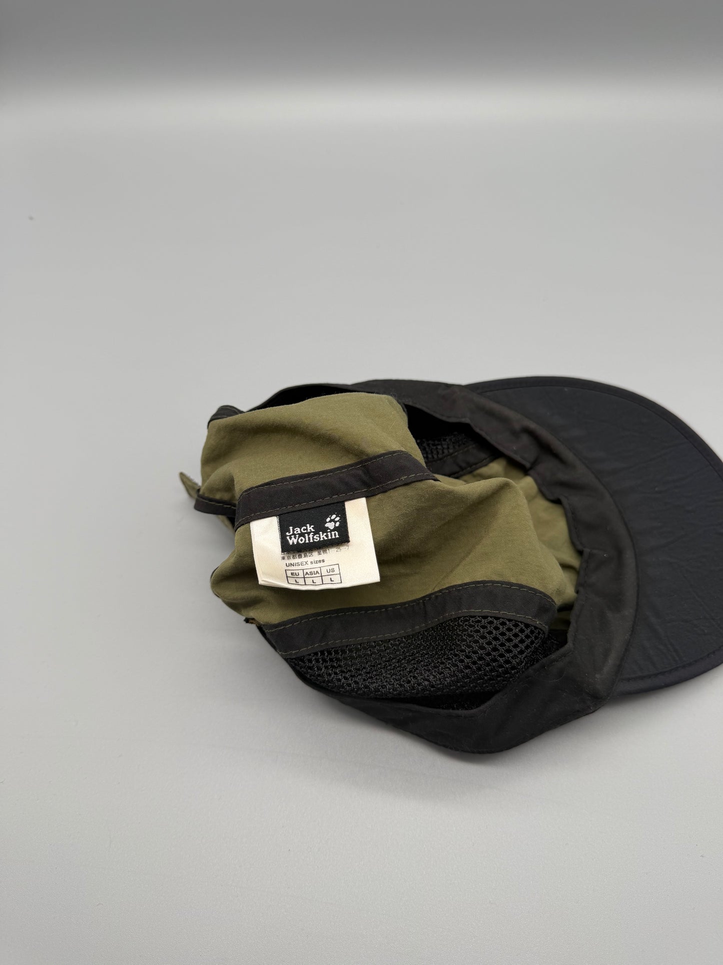 Jack Wolfskin Outdoor Mesh Panel 5-Panel Cap - Olive / Gorpcore Earthtones