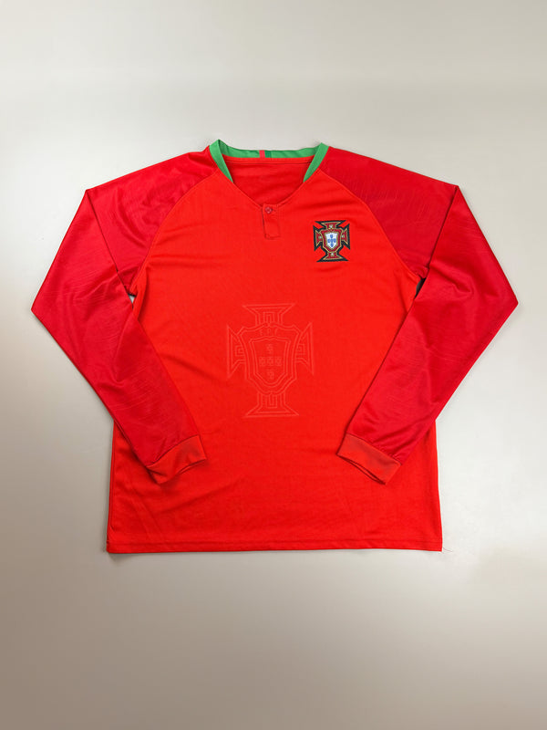 Portugal FPF Embossed Crest Henley Longsleeve Trikot - Y2K Bloke-Core Red