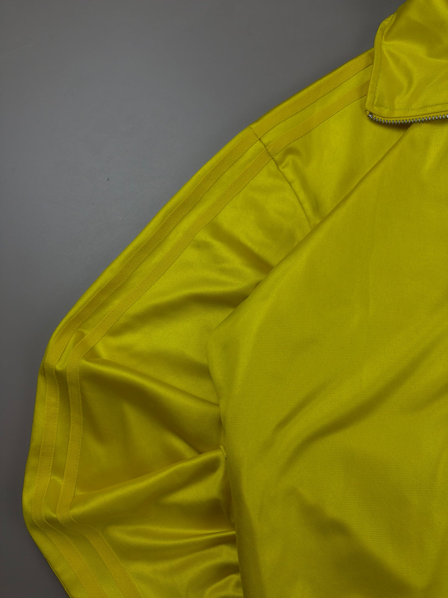 Adidas Chile 62 Vintage Trackjacket - Electric Yellow