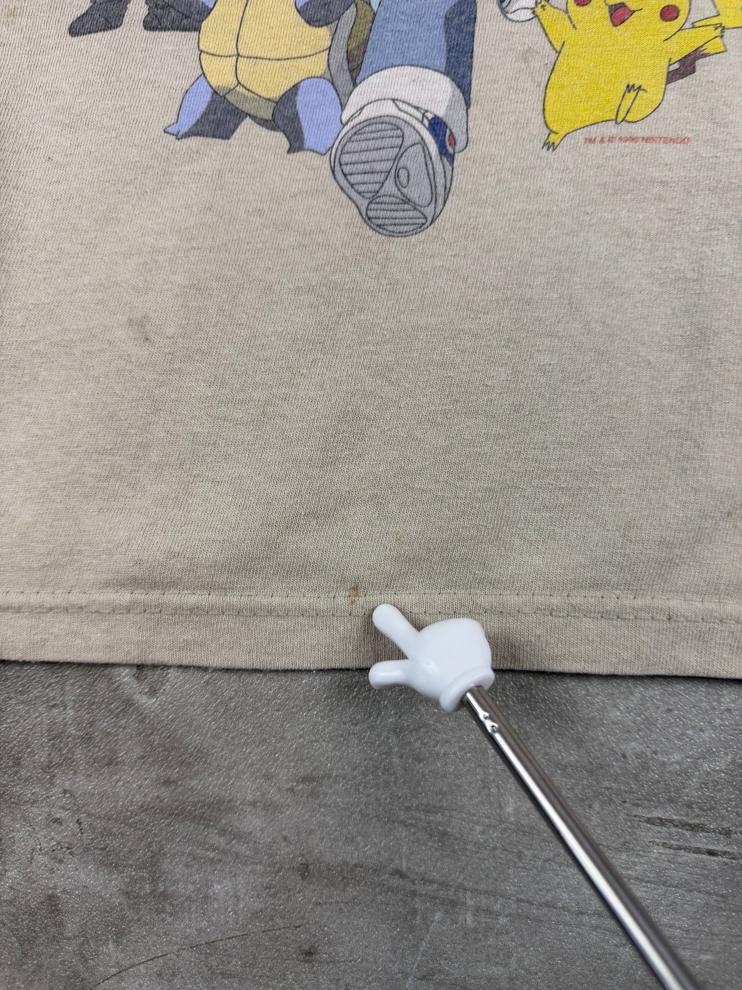 Vintage 1999 Pokémon Character Group Graphic Tee – Beige