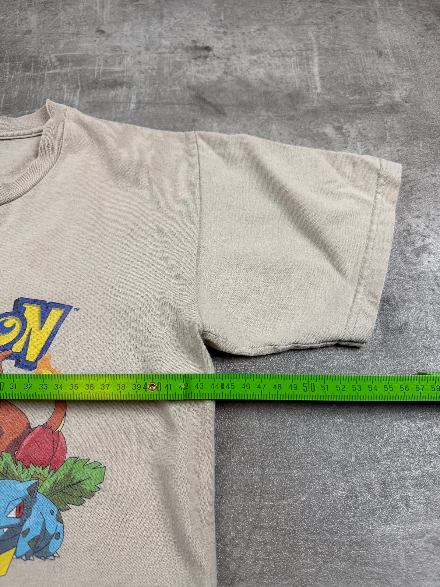Vintage 1999 Pokémon Character Group Graphic Tee – Beige