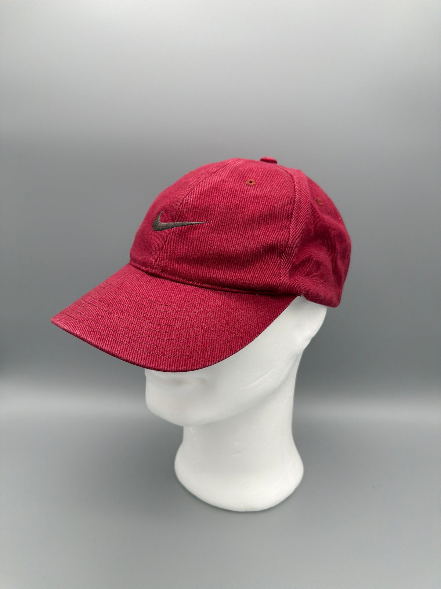 Nike Y2K Vintage Mini Swoosh Cap - Burgundy / Red
