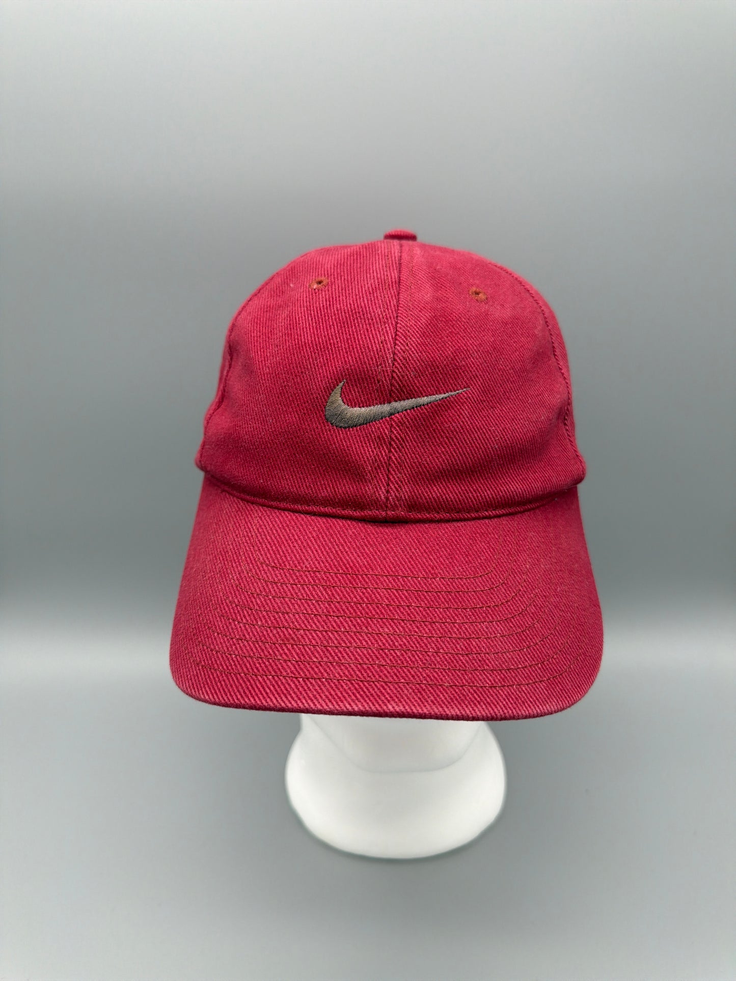 Nike Y2K Vintage Mini Swoosh Cap - Burgundy / Red