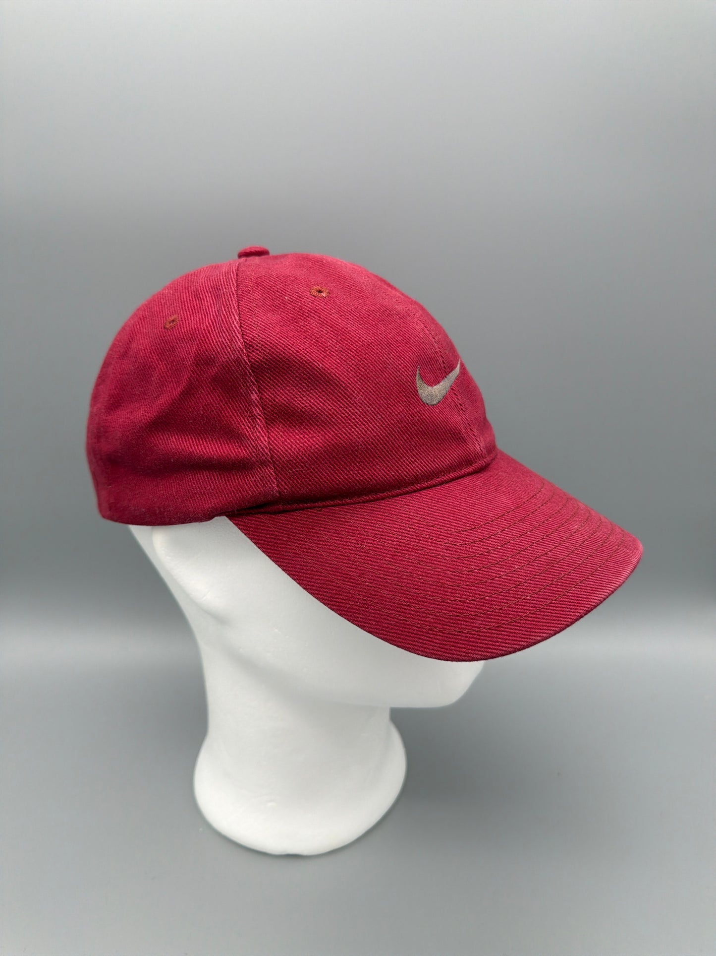 Nike Y2K Vintage Mini Swoosh Cap - Burgundy / Red