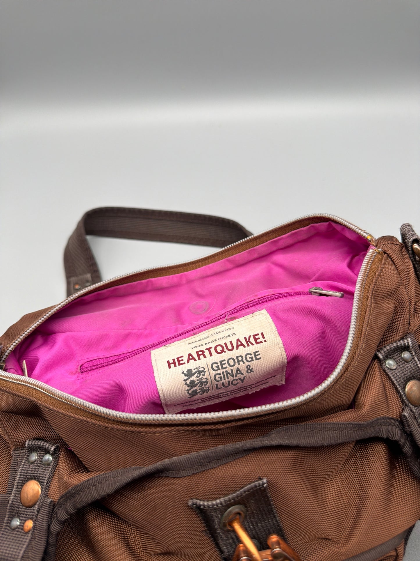 George Gina & Lucy "HEARTQUAKE!" Shoulder Bag - Brown / Pink