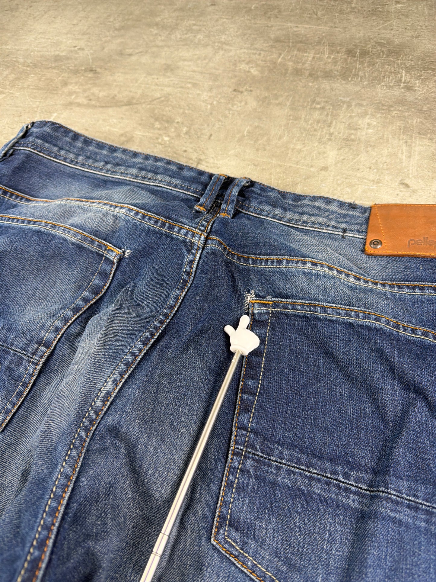 Pelle Pelle Baggy Cuffed Denim Pants - Medium Wash Blue