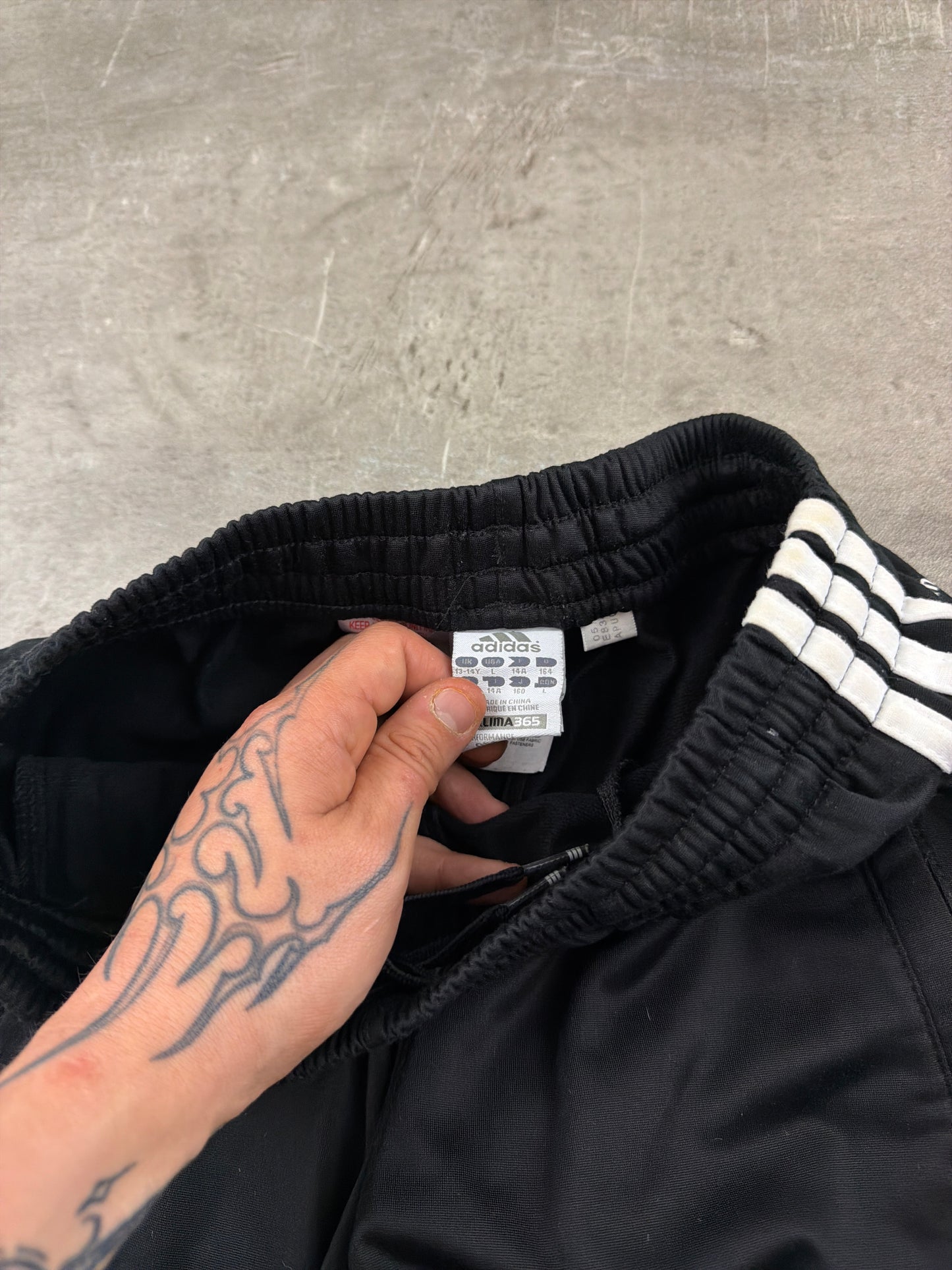 Adidas Y2K 3-Stripes Baggy Trackpants - Black & White