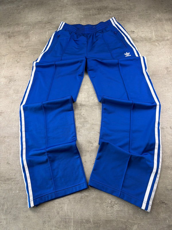 Adidas Three-Stripes Pintuck Trackpants – Royal Blue