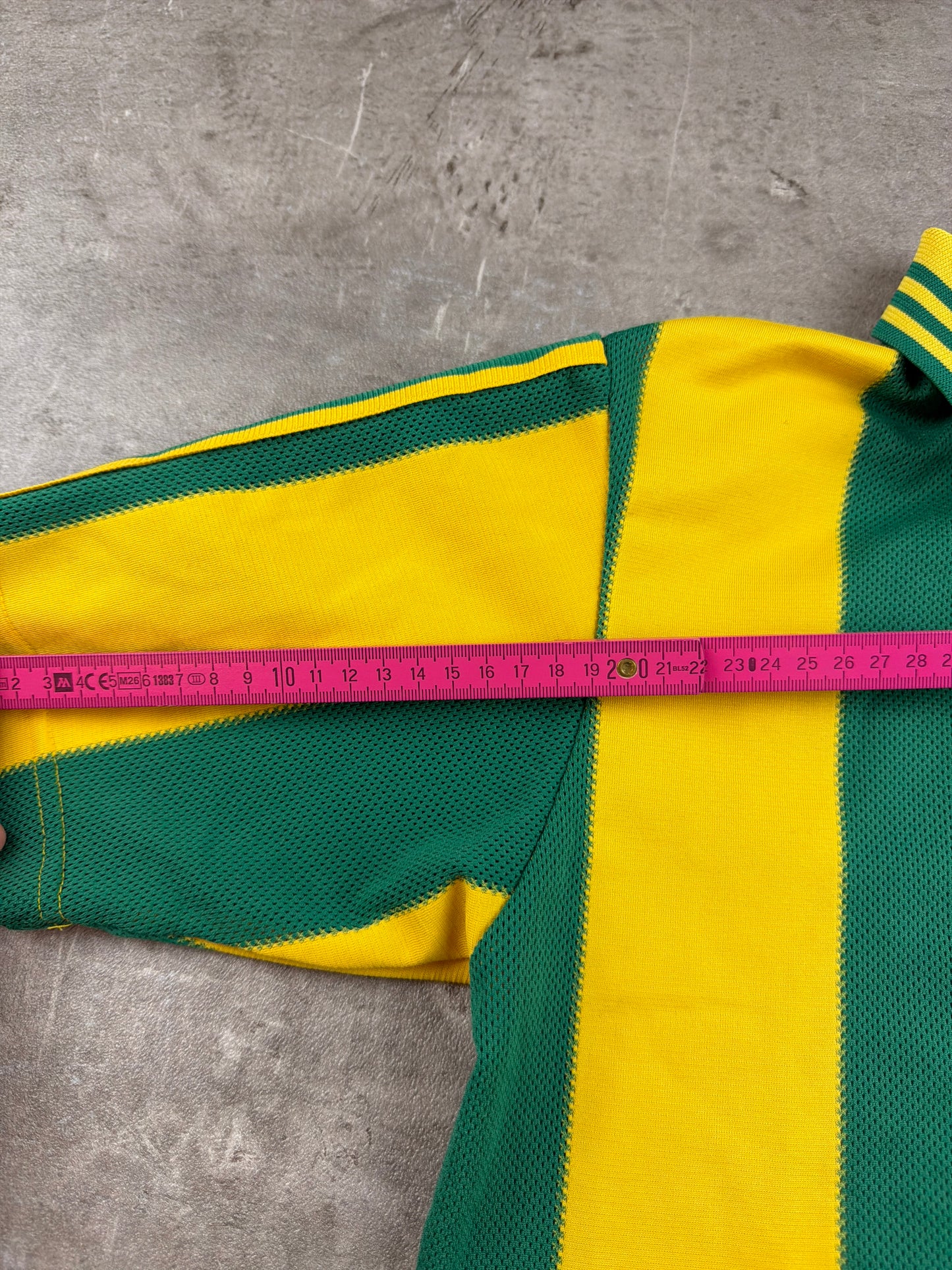 Adidas Vintage 90s FC Nantes (FCNA) Football Jersey / Trikot - Yellow / Green Stripe