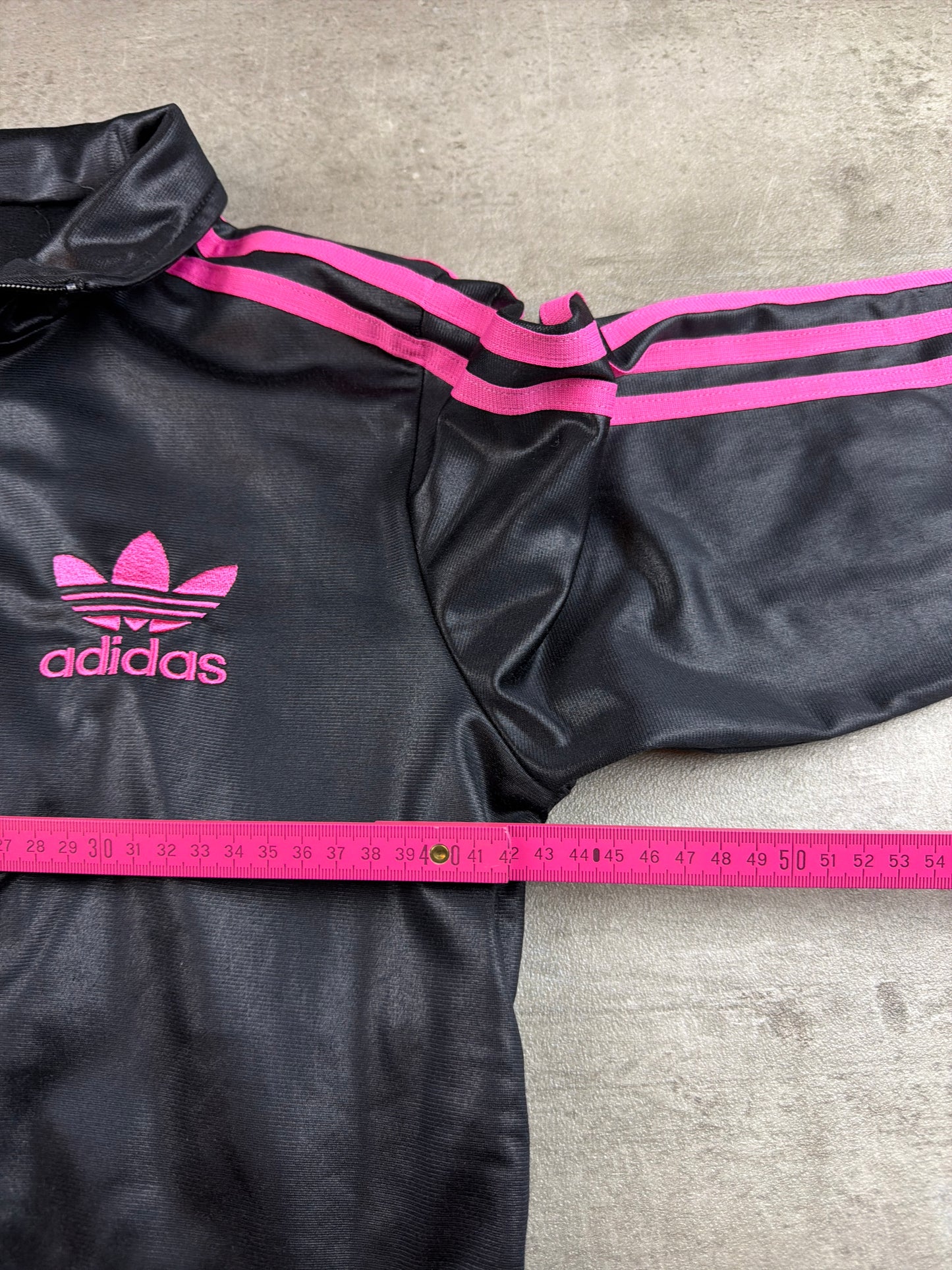 Adidas Chile 62 Trackjacket - Shiny Black / Hot Pink