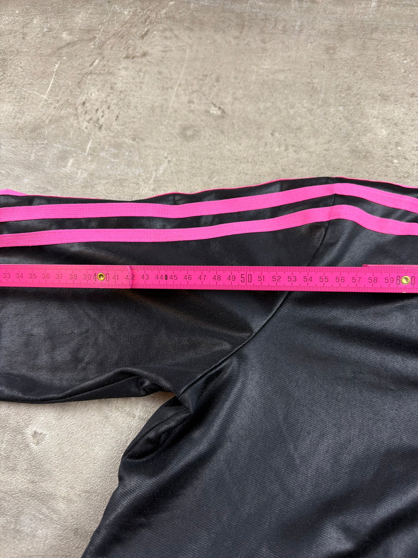 Adidas Chile 62 Trackjacket - Shiny Black / Hot Pink