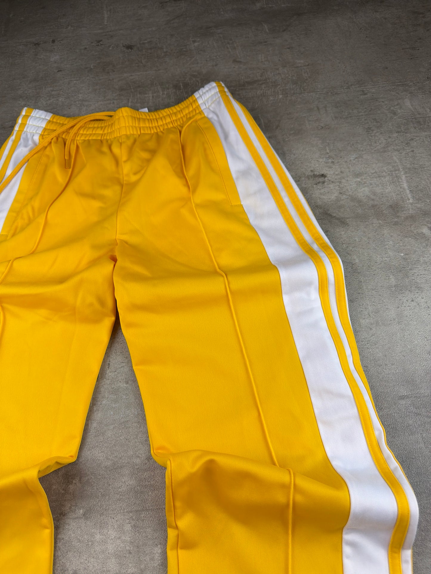 Adidas Vintage Adibreak "Popper" Trackpants – Bright Yellow / White