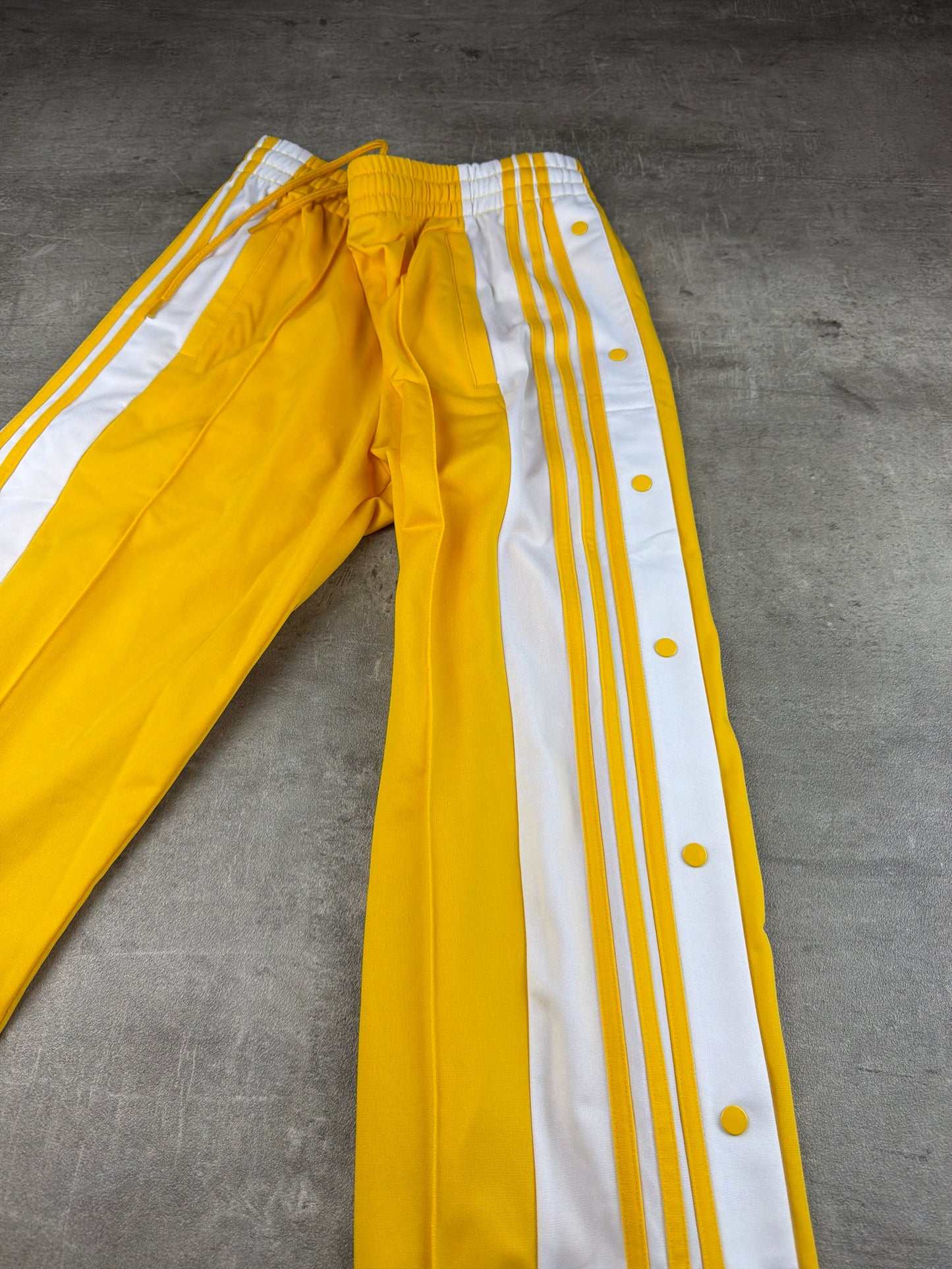 Adidas Vintage Adibreak "Popper" Trackpants – Bright Yellow / White