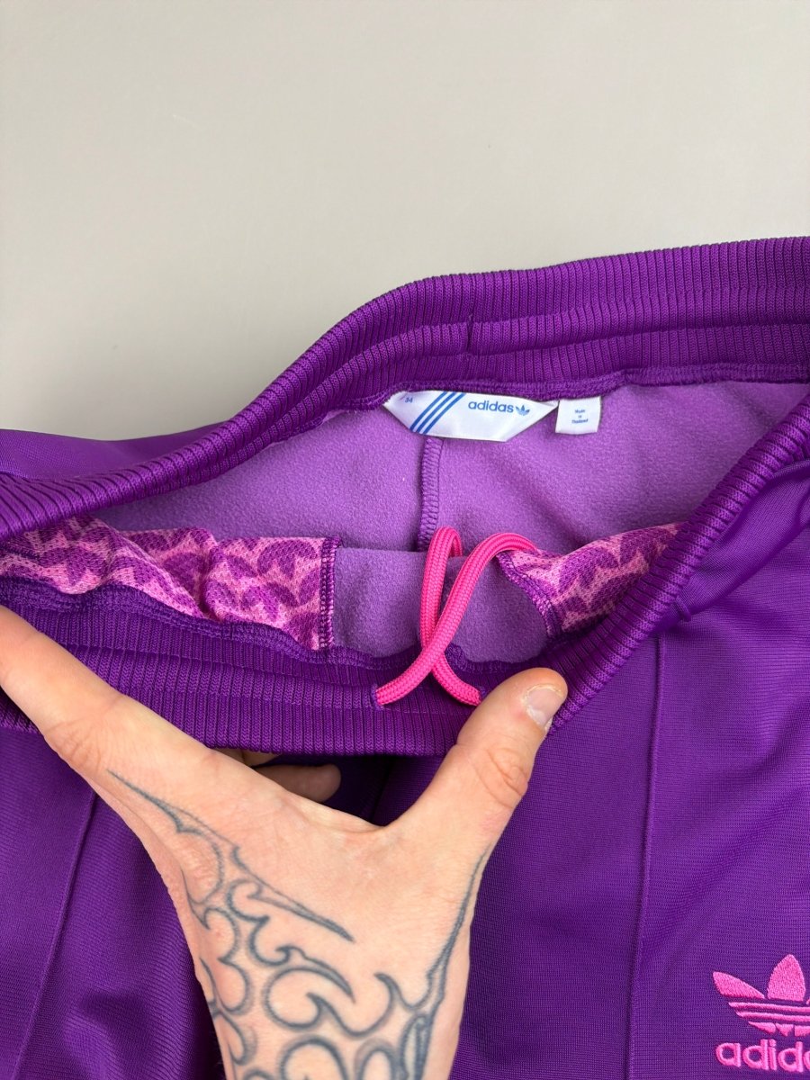 Adidas Archive Y2K Trackpants "Vivid Violet" - Pink Three - Stripes - Past Pieces
