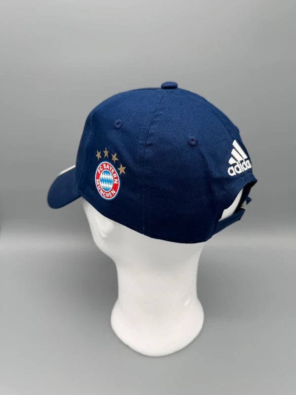 Adidas FC Bayern München "Double 2016" Trophy Cap - Navy Red