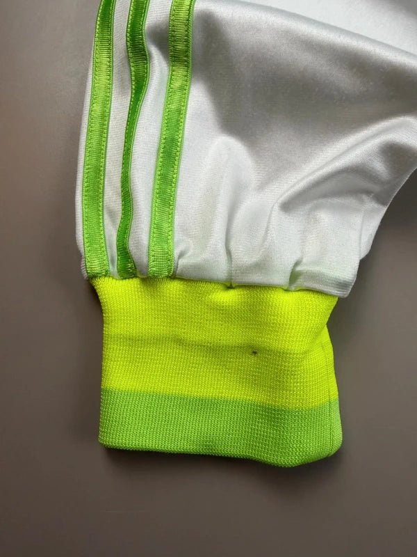 Adidas Originals "Chile 62" Shiny Trackjacket - Neon Glossy