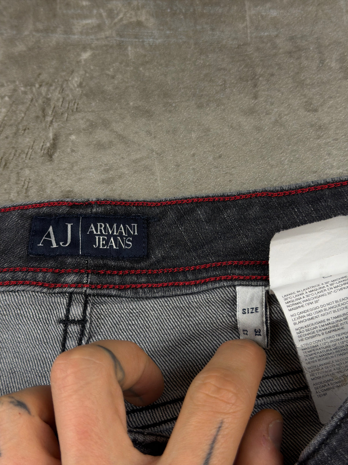 Armani Jeans Archive Slim Straight Denim - Washed Black – Ansicht 8