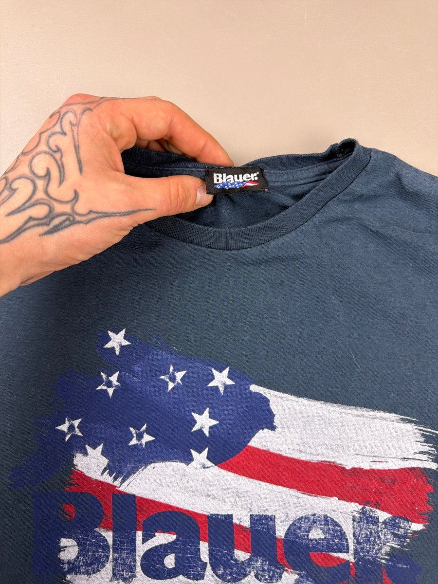 Blauer Archive "USA Flag" Longsleeve - Faded Navy - Past Pieces