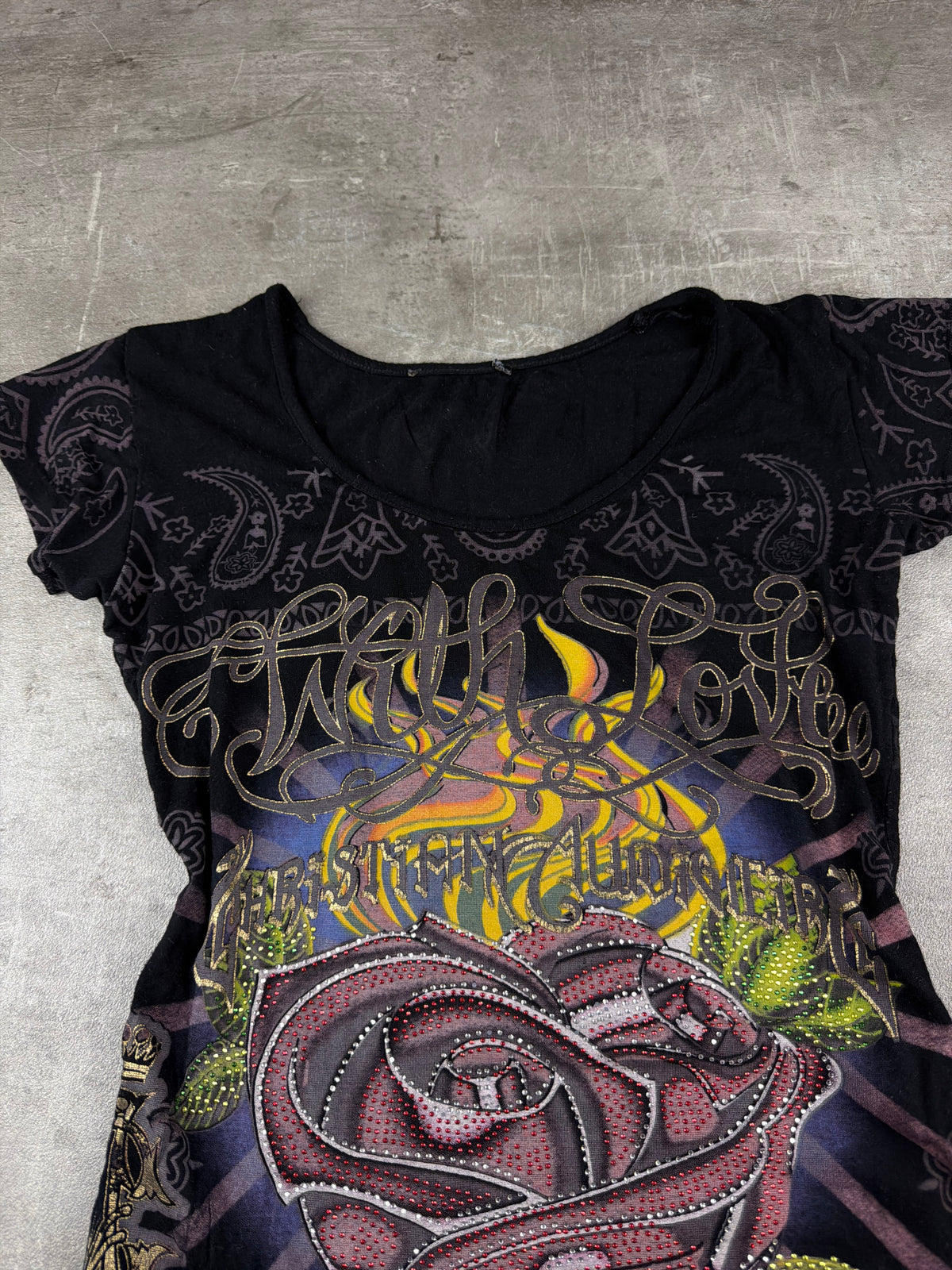 Christian Audigier Y2K Rhinestone "With Love" Rose Graphic Tee - Black / Pink – Ansicht 5