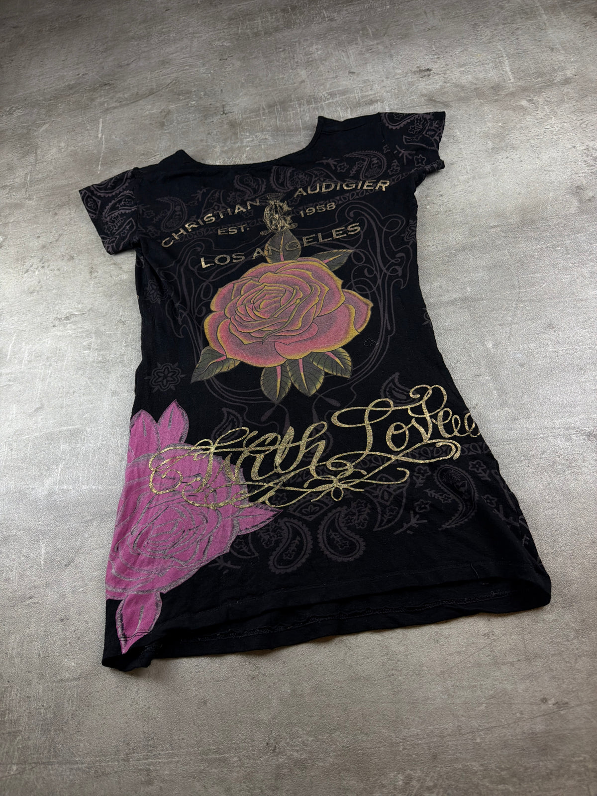 Christian Audigier Y2K Rhinestone "With Love" Rose Graphic Tee - Black / Pink – Ansicht 7