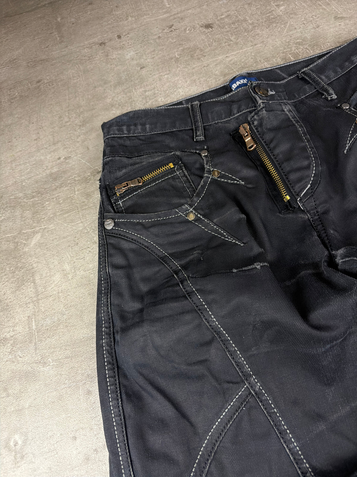 Cipo & Baxx Y2K Baggy Zip Pocket Denim - Washed Black – Ansicht 6