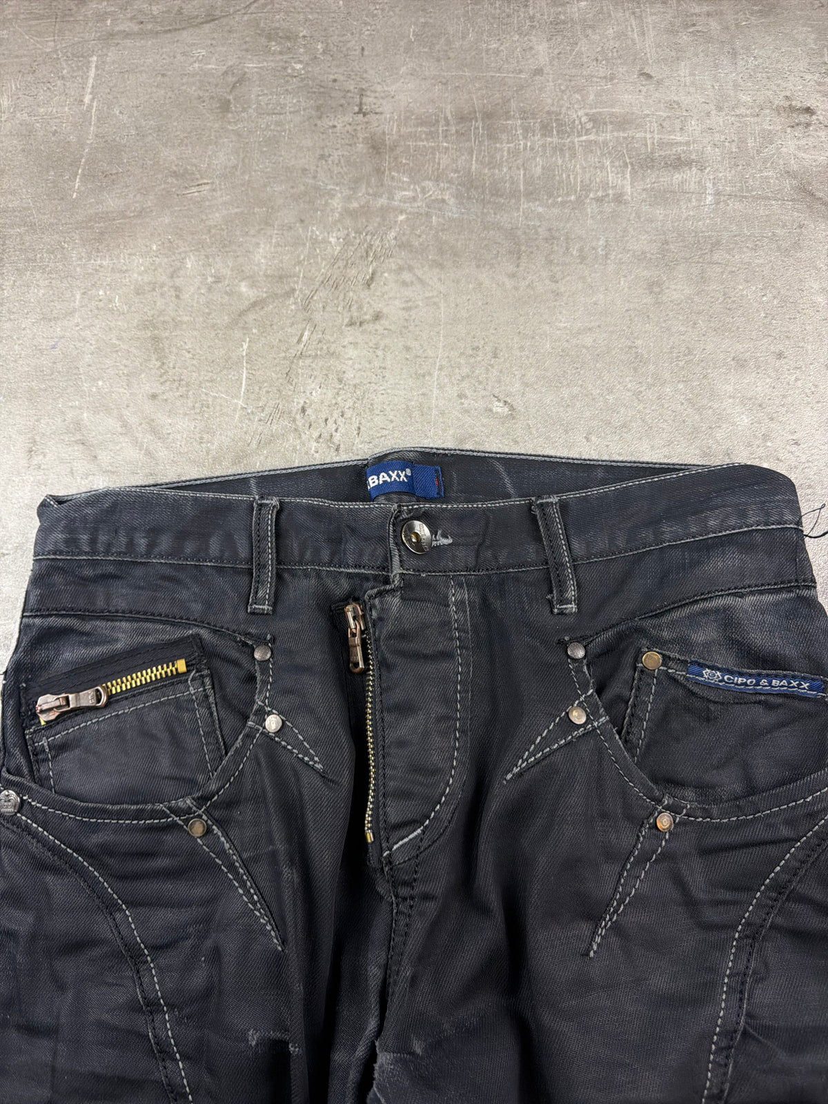 Cipo & Baxx Y2K Baggy Zip Pocket Denim - Washed Black – Ansicht 7