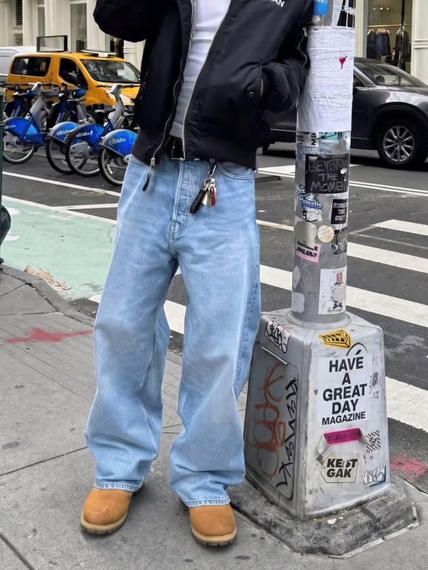 Levi's "501" Straight Leg Denim - Light Wash Grunge & Indie Sleaze Vibe