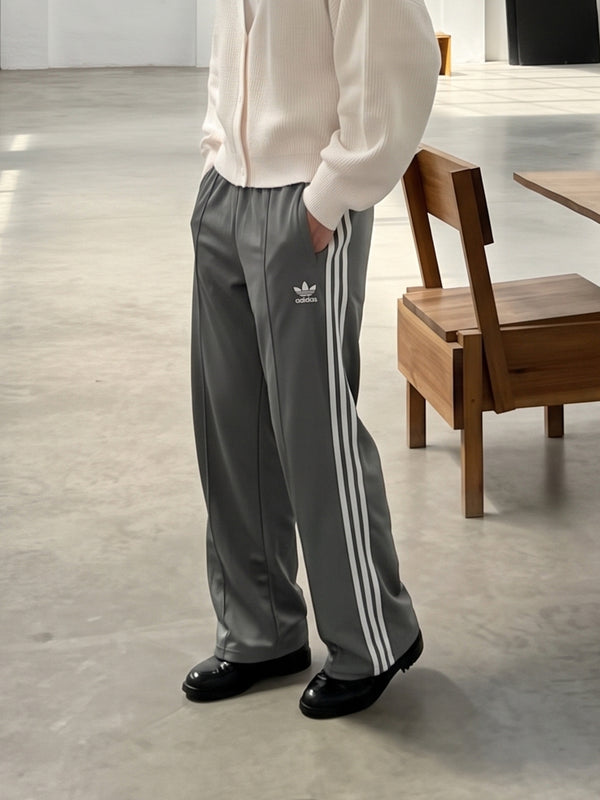 Adidas Originals "Mercury" Trefoil Trackpants - Ash Grey
