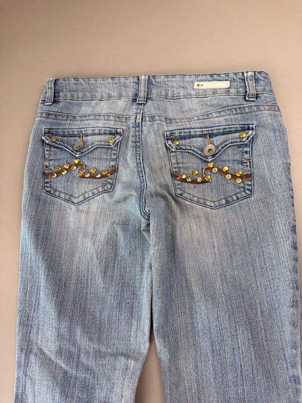 l.e.i. Heritage "Golden Stud" Low Waist Flare - Light Wash