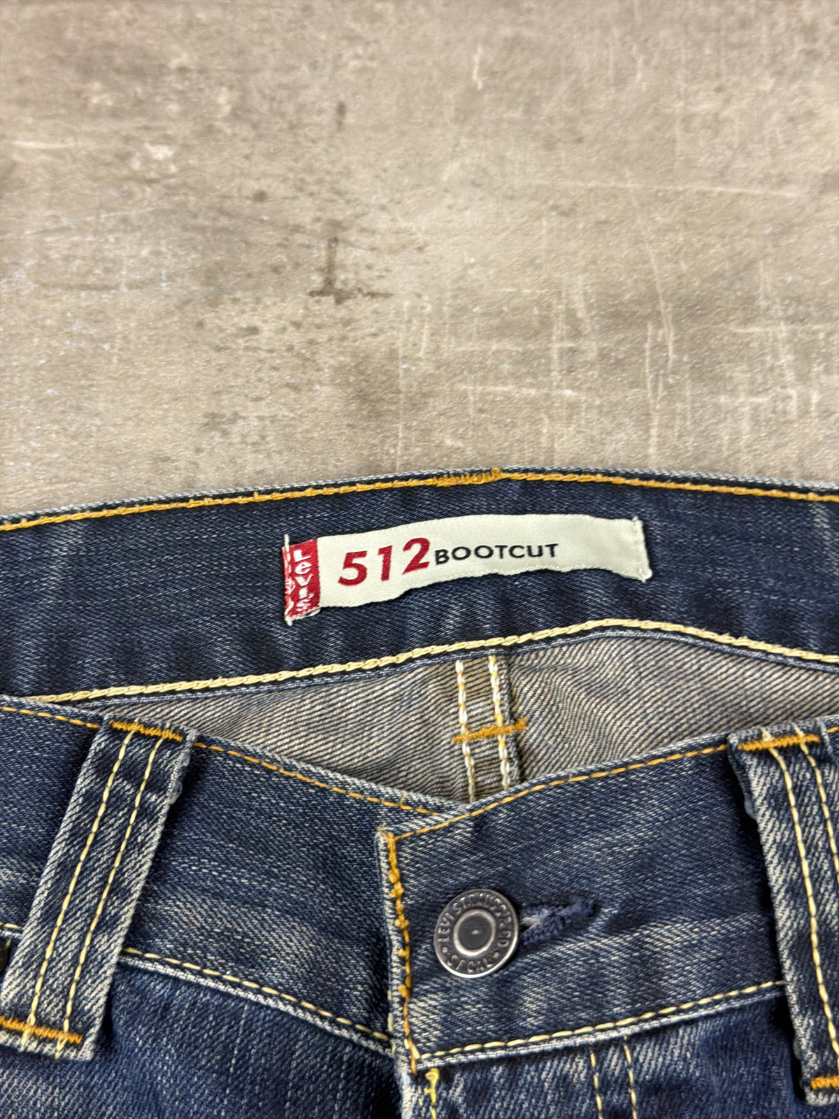 Levi's "512" Bootcut Y2K Faded Denim Jeans - Washed Blue – Ansicht 12