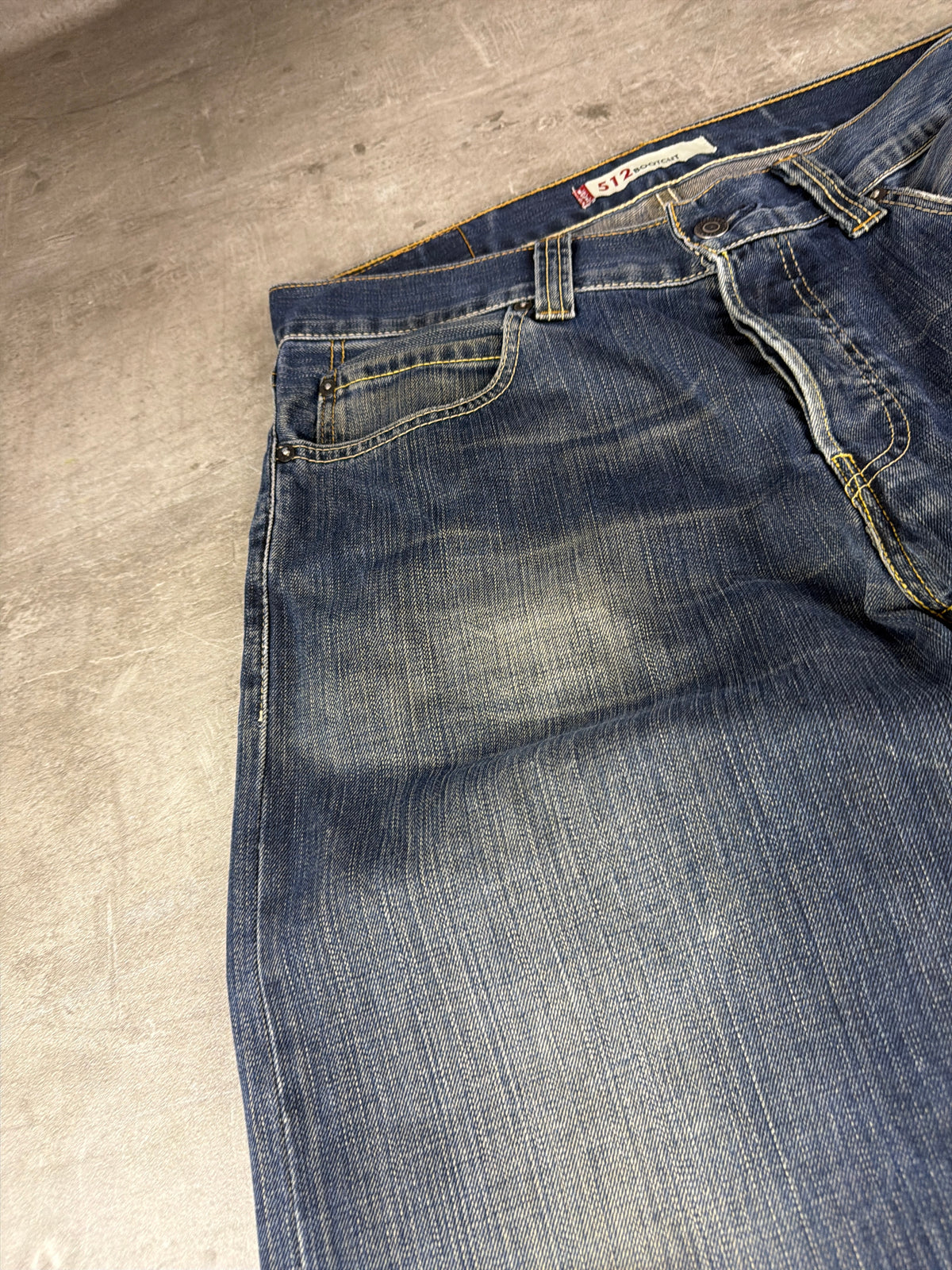 Levi's "512" Bootcut Y2K Faded Denim Jeans - Washed Blue - Past Pieces