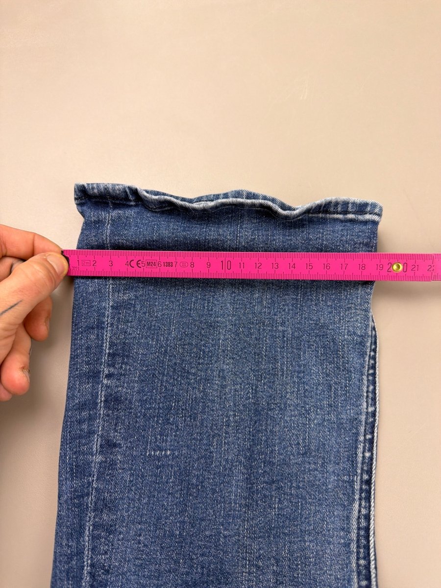 Mother Denim Archive "Iconic M" Studded Flare – Y2K Low Waist Washed Indigo - Past Pieces