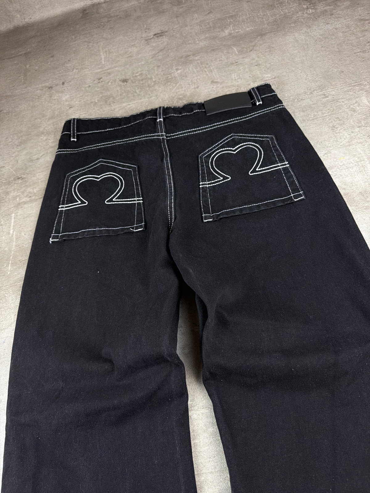 Strides Y2K Embroidered Logo Baggy Denim - Black / White Contrast Stitch – Ansicht 6