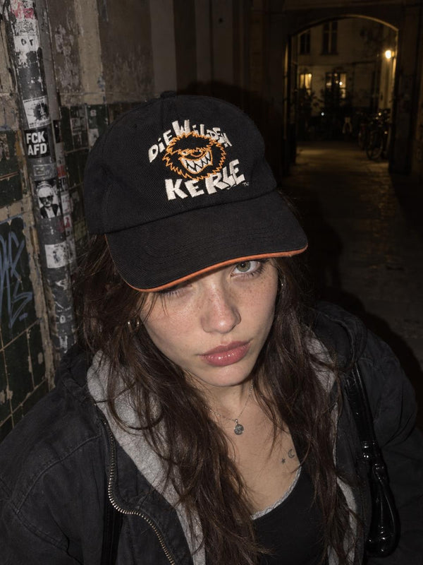 Vintage "Die Wilden Kerle" Embroidered Cap - Black / Orange
