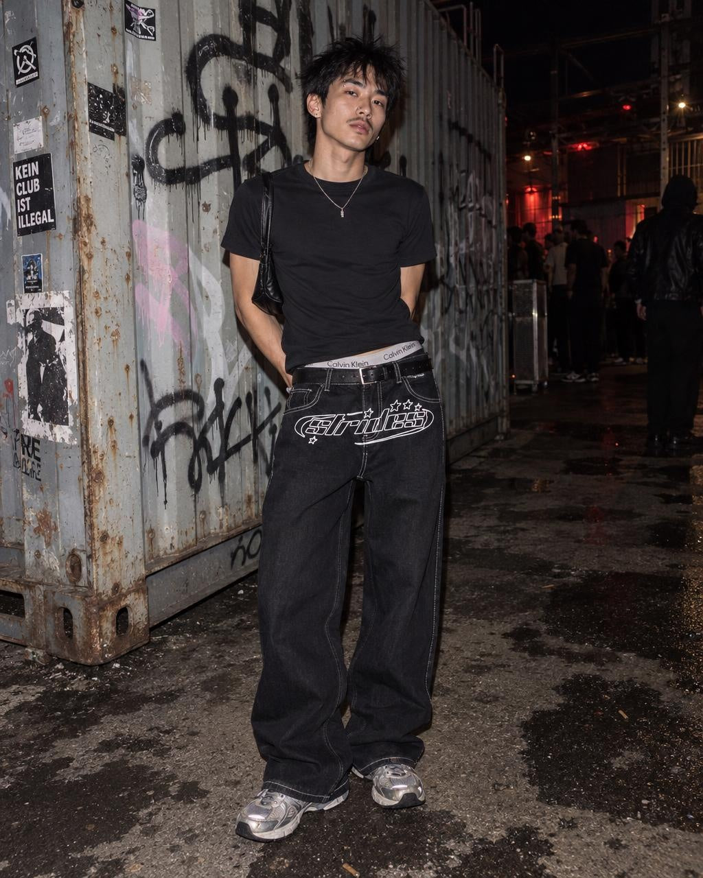 Strides Y2K Embroidered Logo Baggy Denim - Black / White Contrast Stitch – getragen